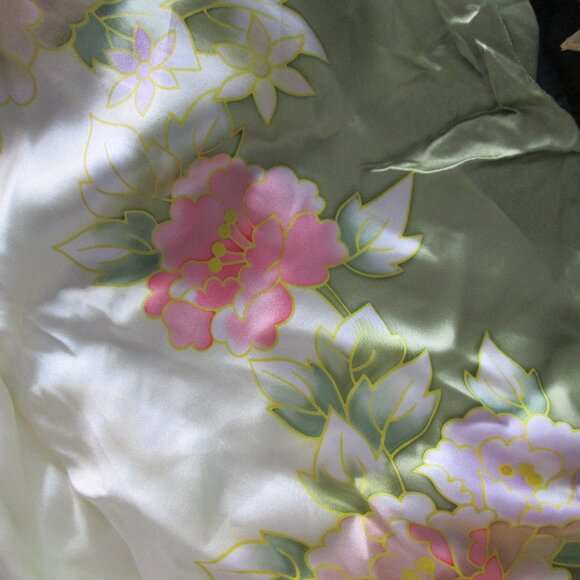 Chinese Floral Silk Large Scarf - Picture 7 of 9
